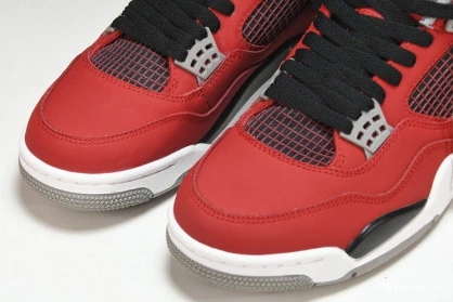 Toro 4 Bravo Jordan Retro 0712